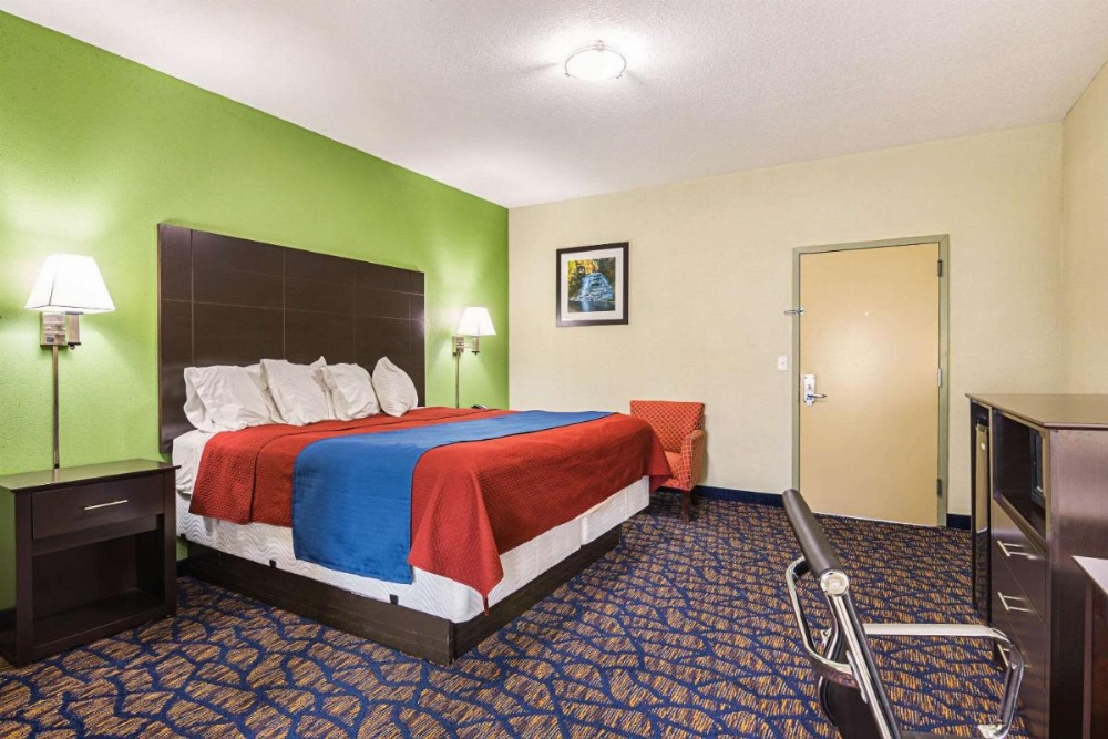Room image 2